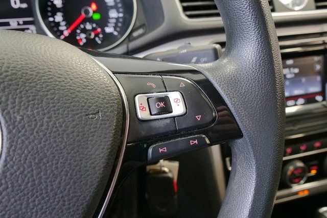 2016 Volkswagen Passat 1.8T S