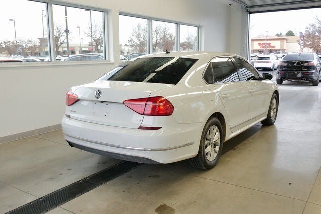 2016 Volkswagen Passat 1.8T S