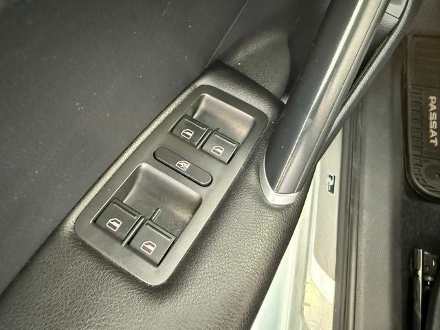 2020 Volkswagen Passat 2.0T R-Line