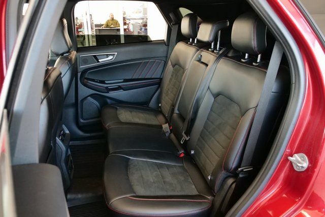 2022 Ford Edge ST Line