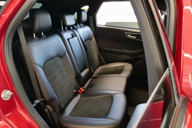 2022 Ford Edge ST Line