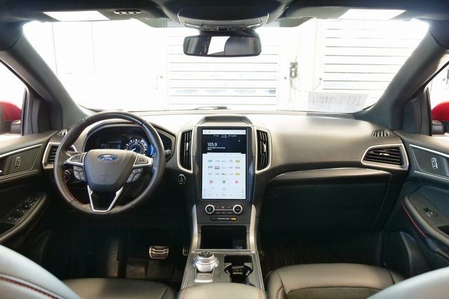 2022 Ford Edge ST Line