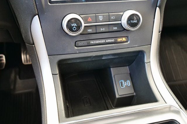 2022 Ford Edge ST Line