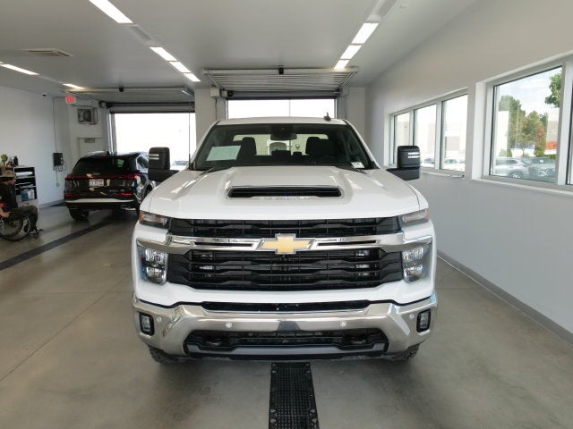 2025 Chevrolet Silverado 3500HD LT