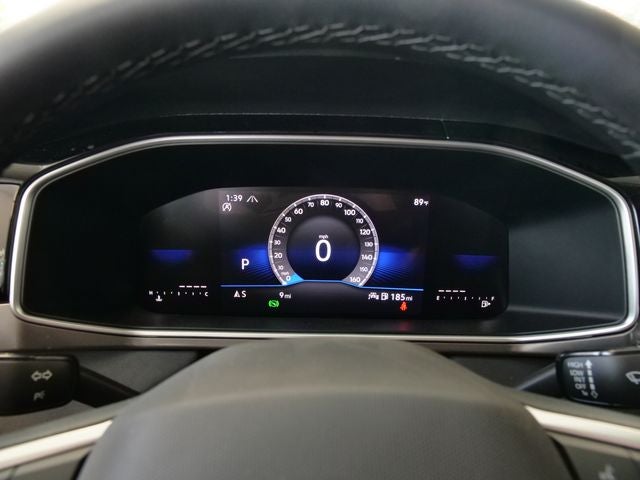 2026 Volkswagen Taos 1.5T SE Black