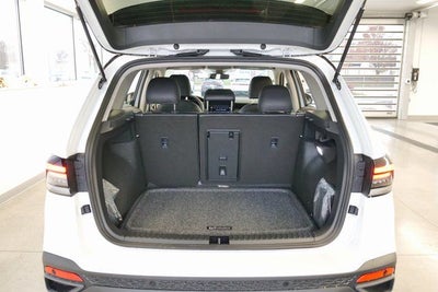 2026 Volkswagen Taos 1.5T SE Black