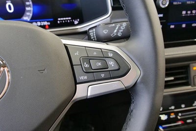 2026 Volkswagen Taos 1.5T SE Black