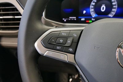 2026 Volkswagen Taos 1.5T SE Black