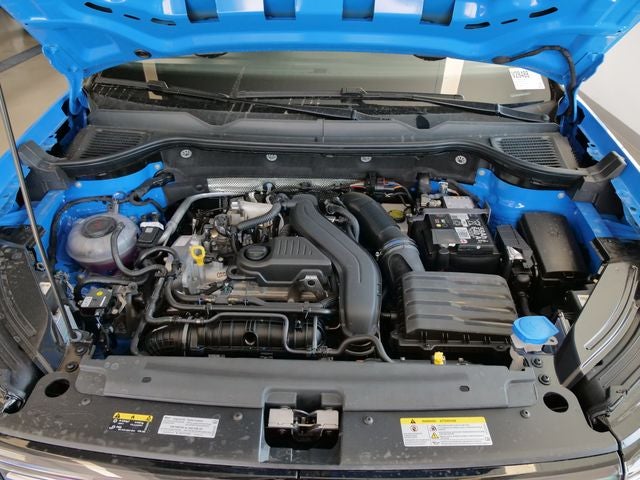 2026 Volkswagen Taos 1.5T SE Black