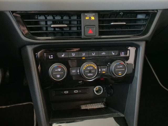 2023 Volkswagen Taos 1.5T SEL