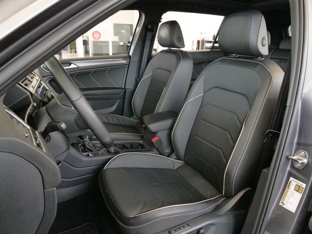 2024 Volkswagen Tiguan 2.0T SEL R-Line