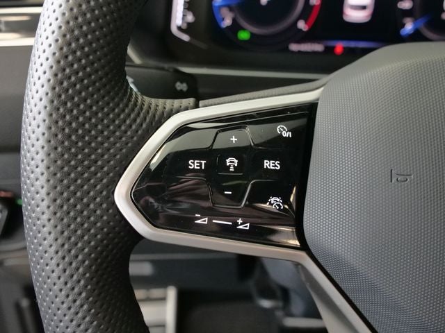 2024 Volkswagen Tiguan 2.0T SEL R-Line