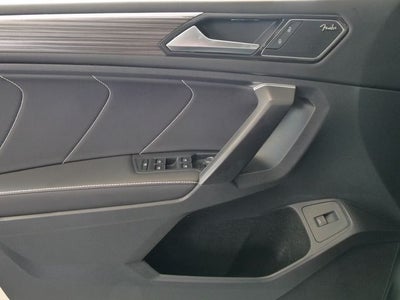 2024 Volkswagen Tiguan 2.0T SEL R-Line