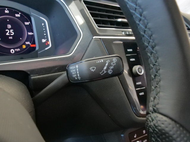 2022 Volkswagen Tiguan 2.0T SEL R-Line