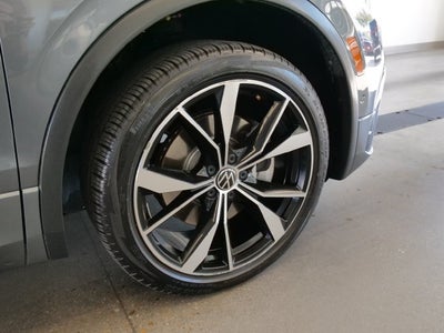 2022 Volkswagen Tiguan 2.0T SEL R-Line