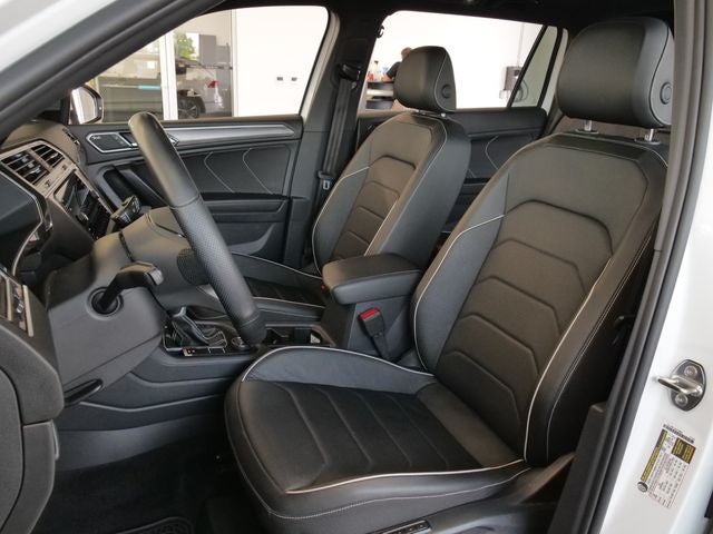 2023 Volkswagen Tiguan 2.0T SEL R-Line