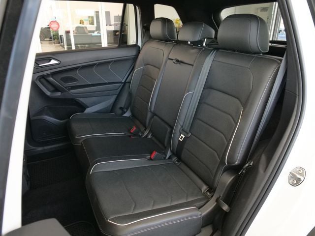 2023 Volkswagen Tiguan 2.0T SEL R-Line