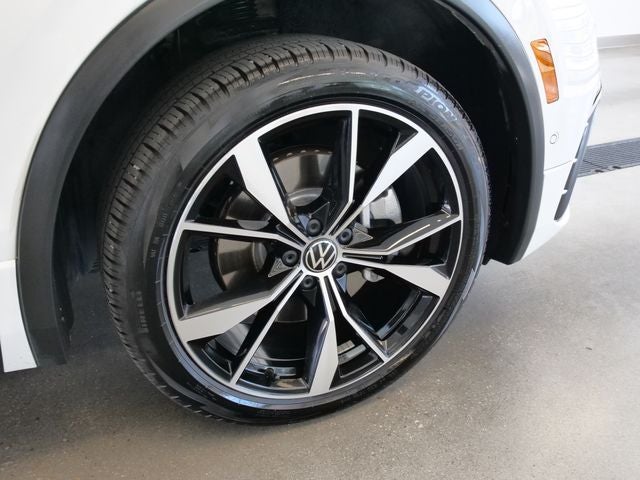 2023 Volkswagen Tiguan 2.0T SEL R-Line