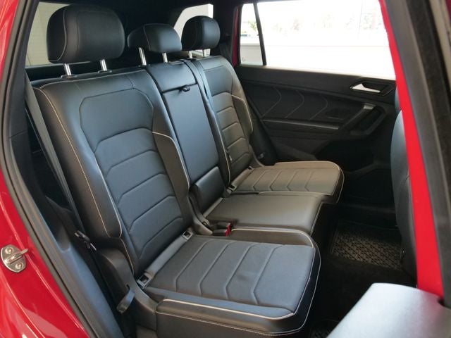 2024 Volkswagen Tiguan 2.0T SEL R-Line