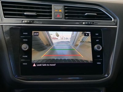 2024 Volkswagen Tiguan 2.0T SEL R-Line
