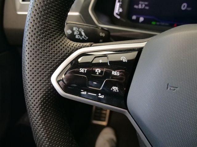 2022 Volkswagen Tiguan 2.0T SEL R-Line