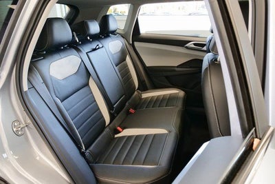 2026 Volkswagen Taos 1.5T SEL