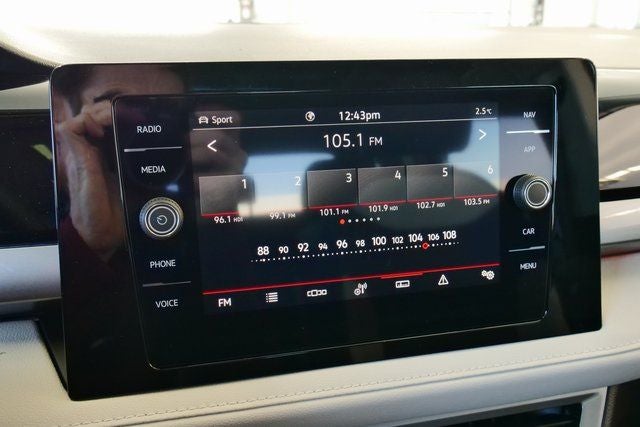 2026 Volkswagen Taos 1.5T SEL