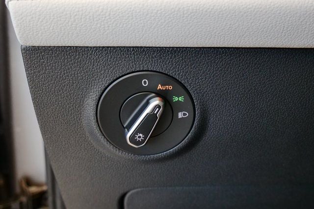 2026 Volkswagen Taos 1.5T SEL