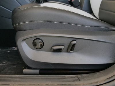 2026 Volkswagen Taos 1.5T SEL