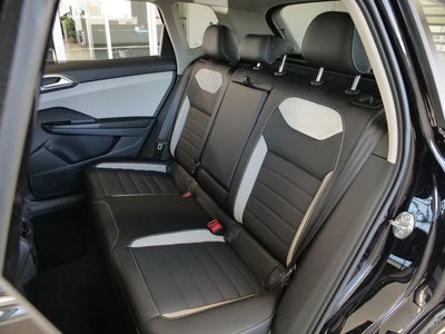 2026 Volkswagen Taos 1.5T SEL