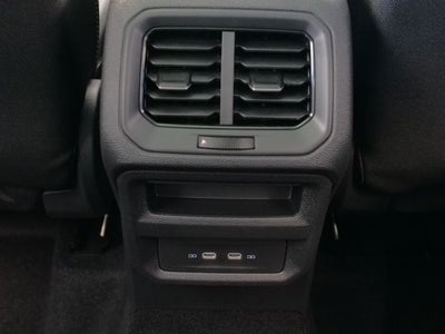 2026 Volkswagen Taos 1.5T SEL