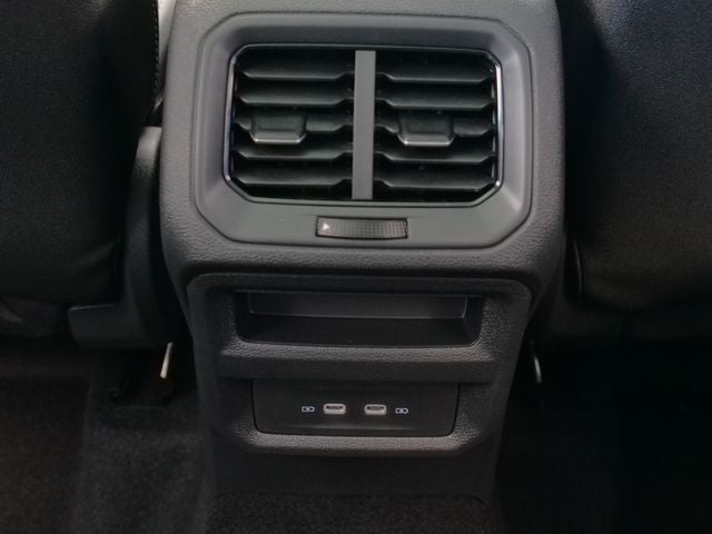 2026 Volkswagen Taos 1.5T SEL