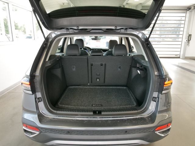 2026 Volkswagen Taos 1.5T SEL