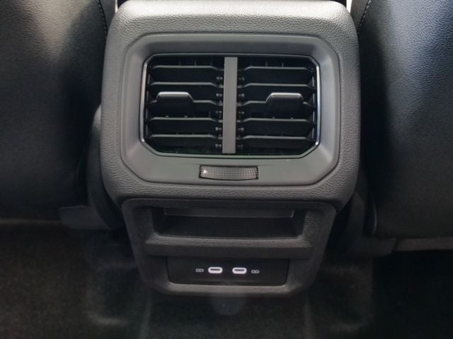 2026 Volkswagen Taos 1.5T SEL