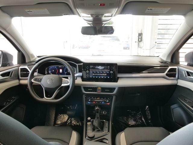 2026 Volkswagen Taos 1.5T SEL