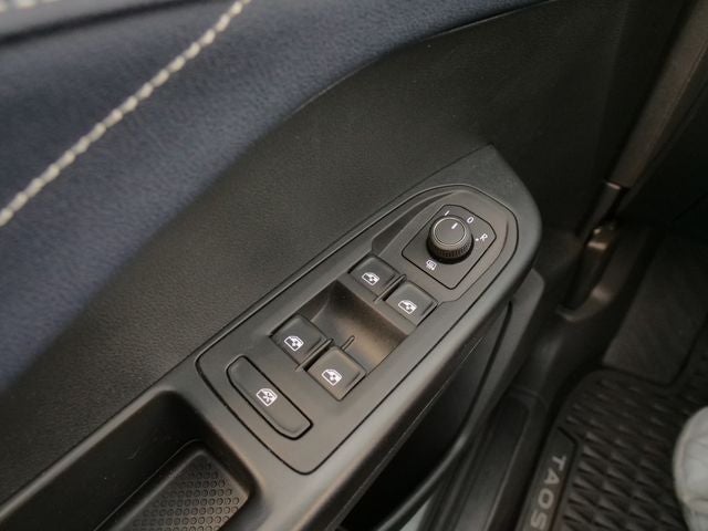 2025 Volkswagen Taos 1.5T SEL
