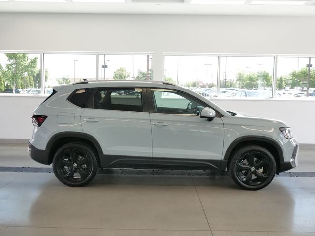 2025 Volkswagen Taos 1.5T SEL
