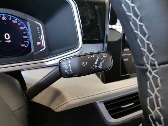 2026 Volkswagen Taos 1.5T SEL