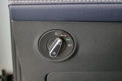 2026 Volkswagen Taos 1.5T SEL