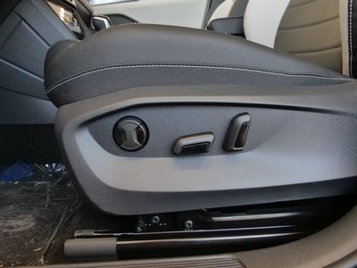 2026 Volkswagen Taos 1.5T SEL