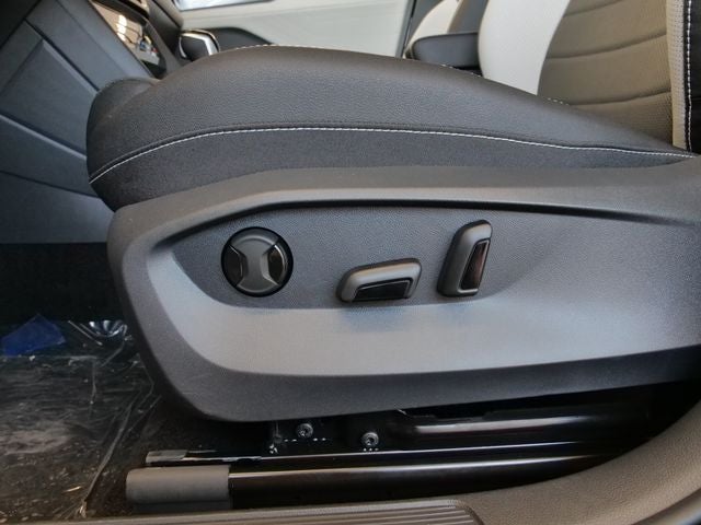 2026 Volkswagen Taos 1.5T SEL