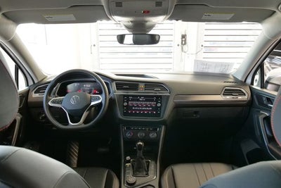 2024 Volkswagen Tiguan 2.0T Wolfsburg Edition