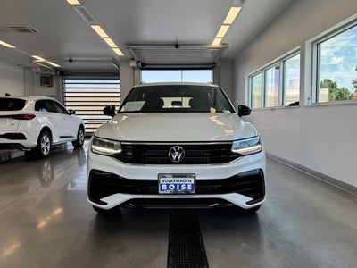2024 Volkswagen Tiguan 2.0T SE R-Line Black