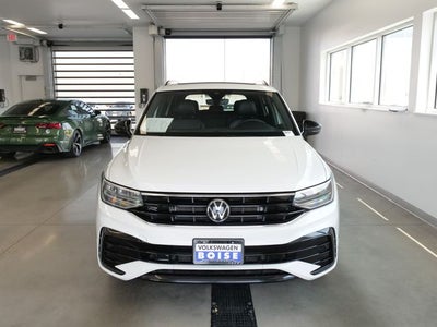 2024 Volkswagen Tiguan 2.0T SE R-Line Black
