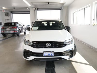 2023 Volkswagen Tiguan 2.0T SE R-Line Black