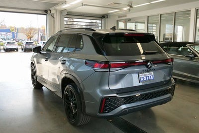 2026 Volkswagen Tiguan 2.0T SE R-Line Black