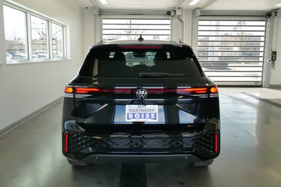 2026 Volkswagen Tiguan SE R-Line Black