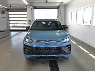 2025 Volkswagen Tiguan 2.0T SE R-Line Black