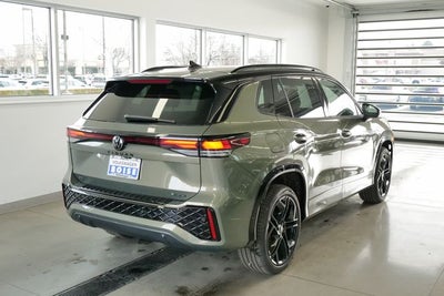 2026 Volkswagen Tiguan 2.0T SE R-Line Black