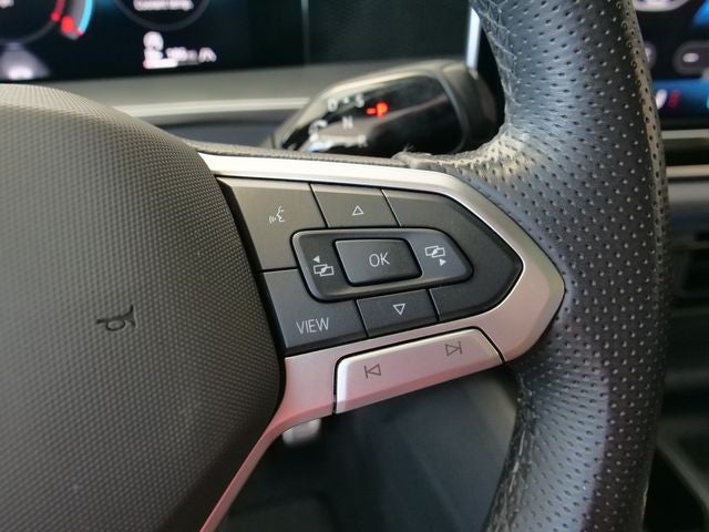 2025 Volkswagen Tiguan 2.0T SE R-Line Black
